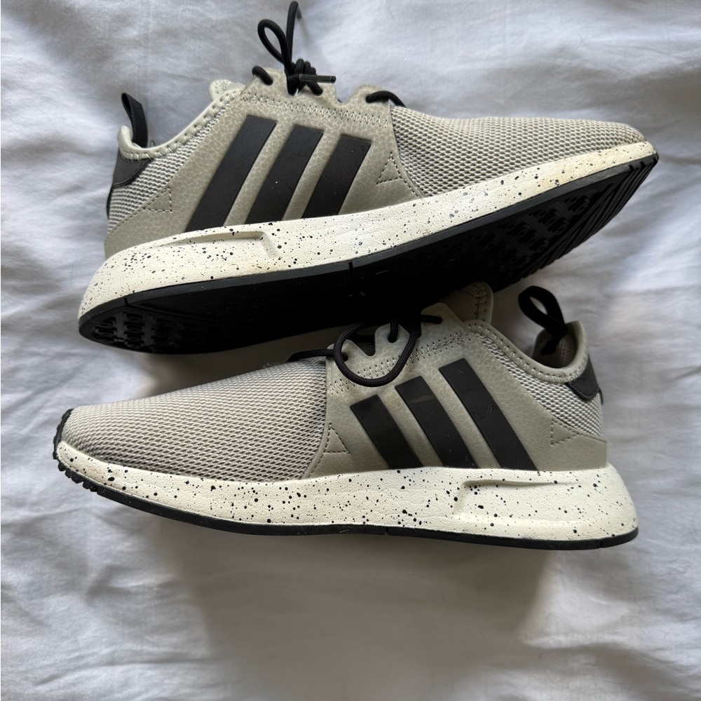 Adidas Kid’s Gray and Black Speckled Sneakers